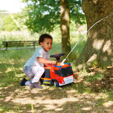 DIDELIS važiuojamasis VOLVO gaisrinės automobilis su vandens patranka