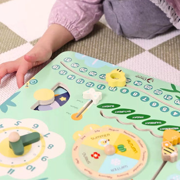 CLASSIC WORLD Medinė manipuliacinė lenta „Mano pirmasis kalendorius“ Laikrodis vaikams