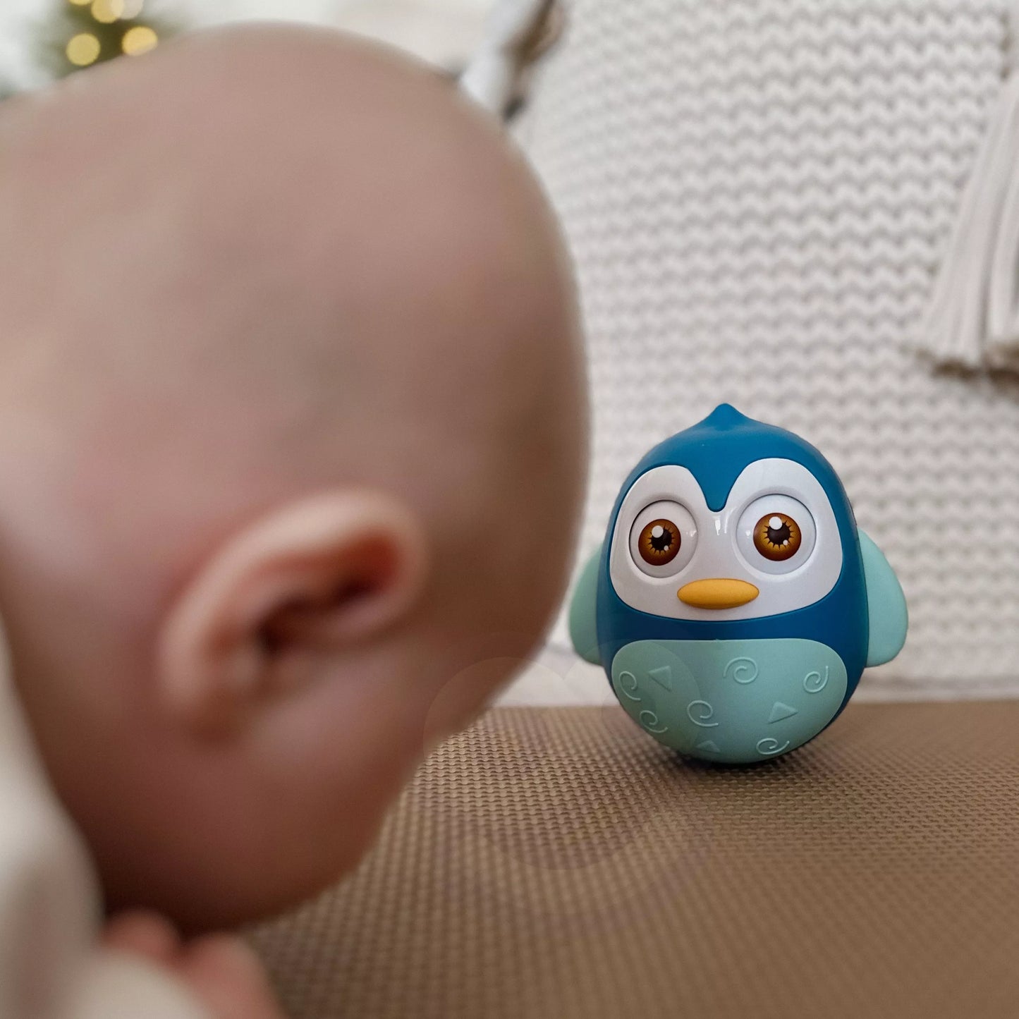 WOOPIE BABY Sensorinis pingvinas Wanka Wstanka