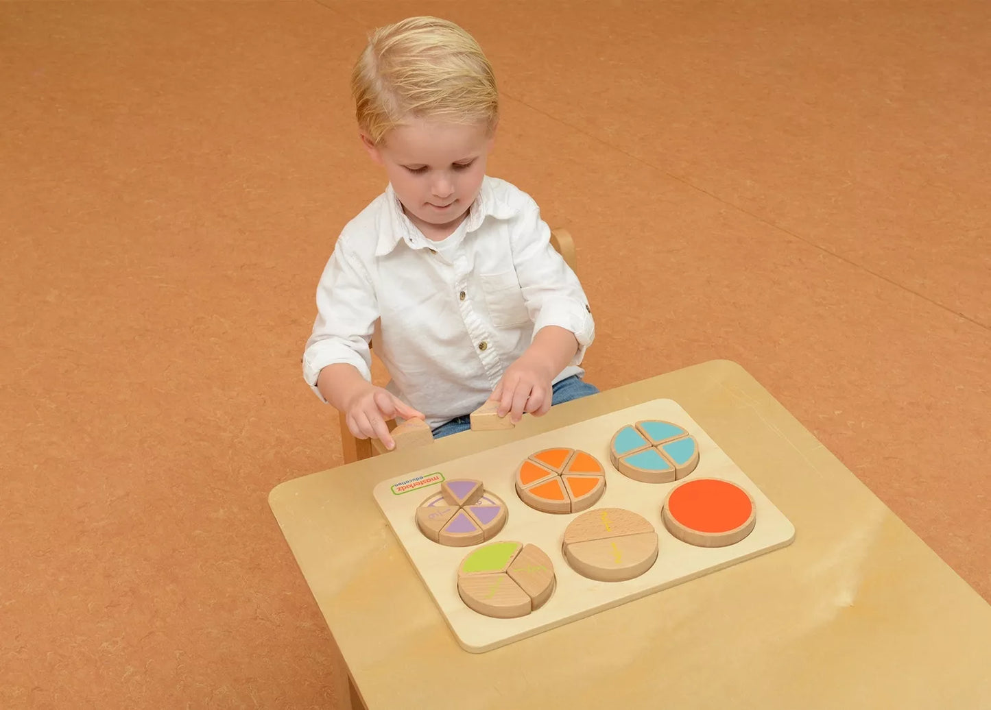 MASTERKIDZ medinė matematinė dėlionė – trupmenos