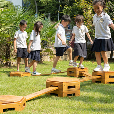 Classic World EDU „Little Acrobat“ medinis balansinis takas – modulinis, saugus ir įkvepiantis judėjimui