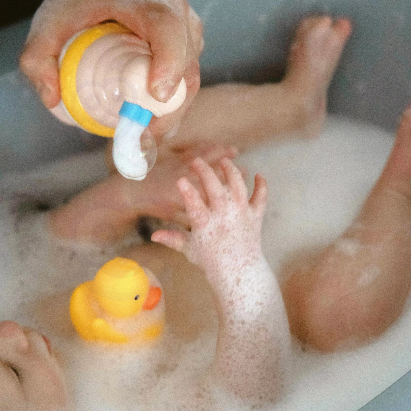 WOOPIE BABY vonios žaislų rinkinys: puodelis, antis ir muilo dozatorius