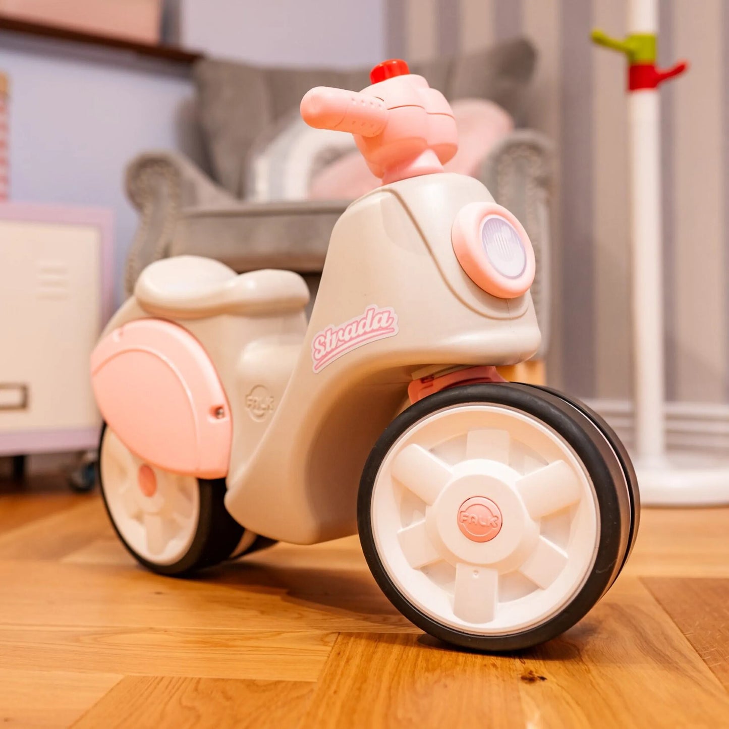 FALK Scooter Strada Retro balansinis dviratis mergaitėms su tyliomis padangomis