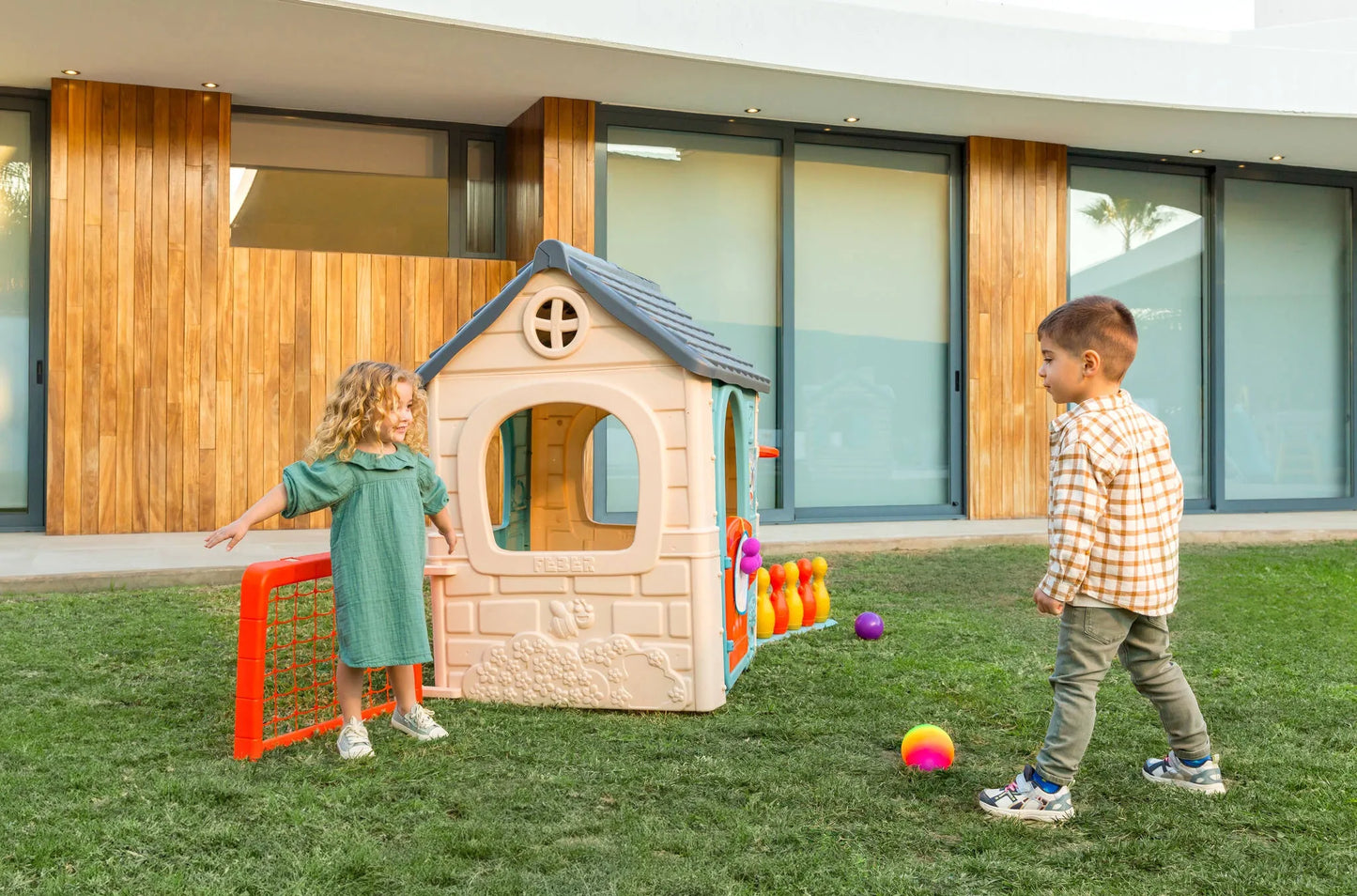 FEBER „Casual 6in1 Activity House“ – sporto ir žaidimų namelis vaikams, 3+