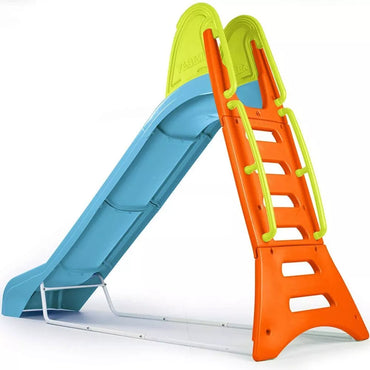 Didžiulė čiuožykla su vandeniu