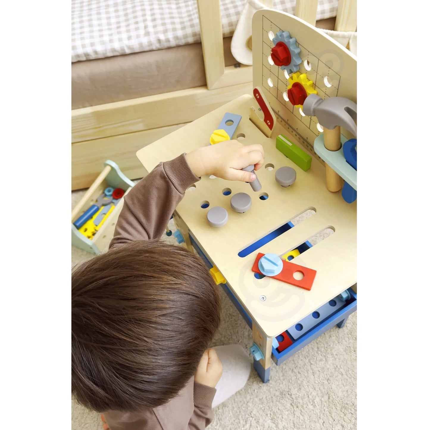 Tooky Toy medinis darbo stalas – 48 dalių meistro dirbtuvės su įrankiais
