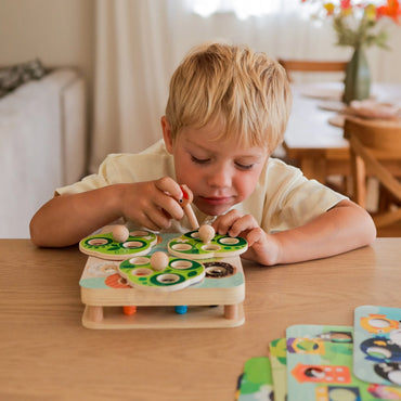 Tooky Toy medinis magnetinis žaidimas „Vikšrų gaudynės“