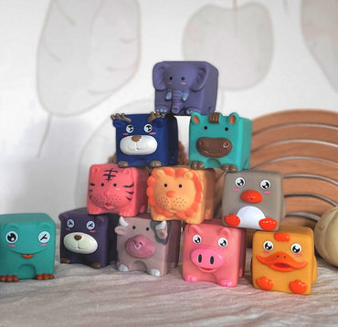 „WOOPIE BABY“ sensorinės kaladėlės – spaudžiama dėlionė su gyvūnų garsais, 12 vnt.