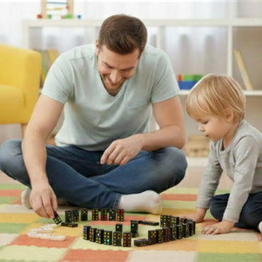 Woopie klasikinis domino su spalvotais taškais – 28 el.