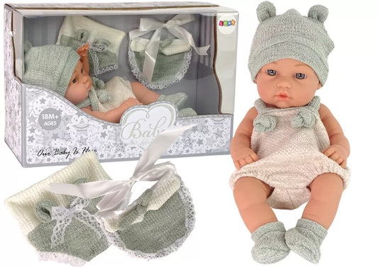 „Sweet Baby“ lėlė su megztuku ir kepuryte – žalia, 30 cm