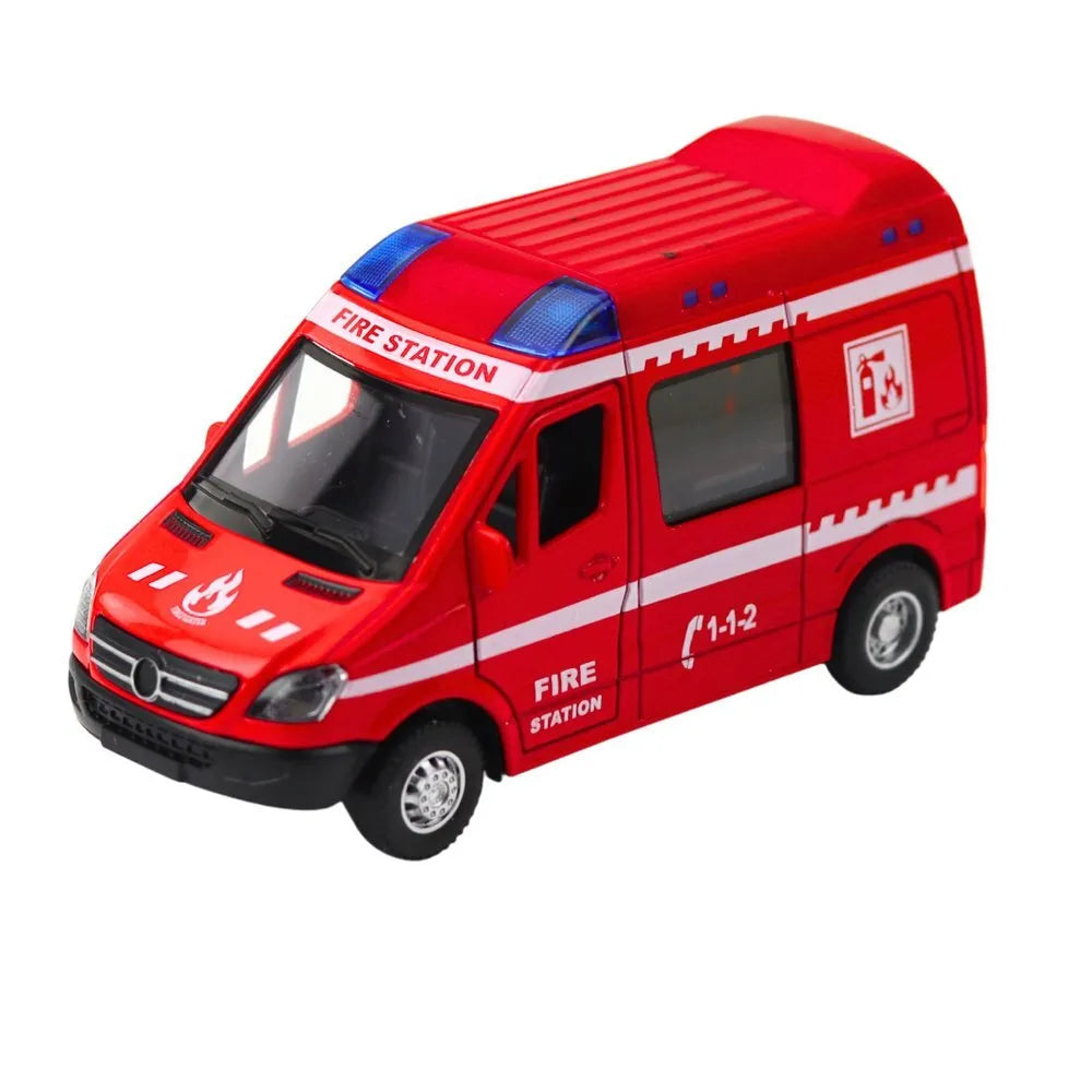 1:32 metalinė gaisrinė su šviesomis