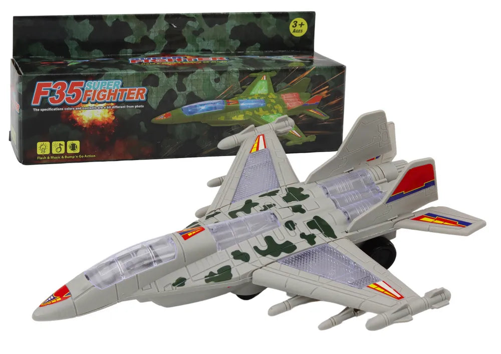 Karinis naikintuvas F35 pilkas šviesos