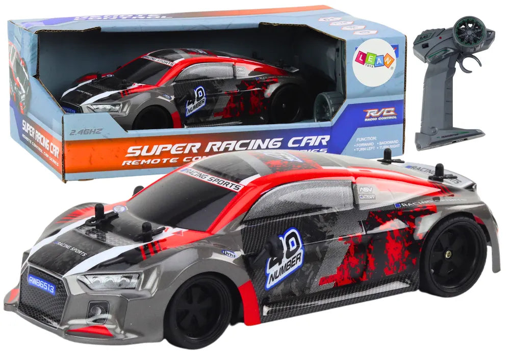Drift automobilis guminiais ratais raudonas