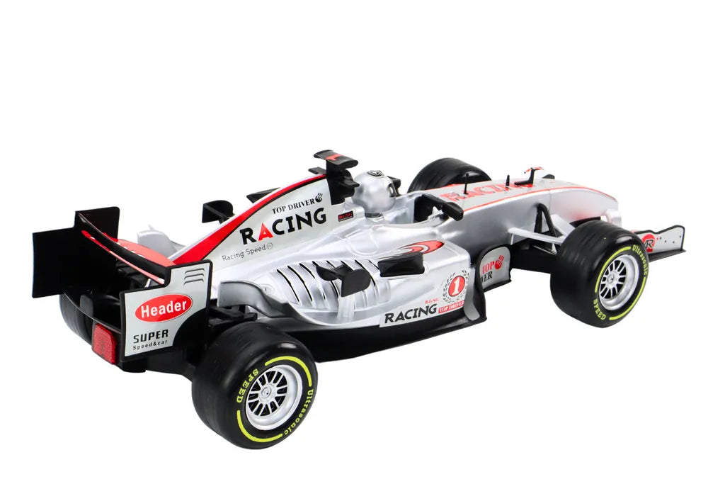 Sportinis automobilis valdomas pultu sidabrinis