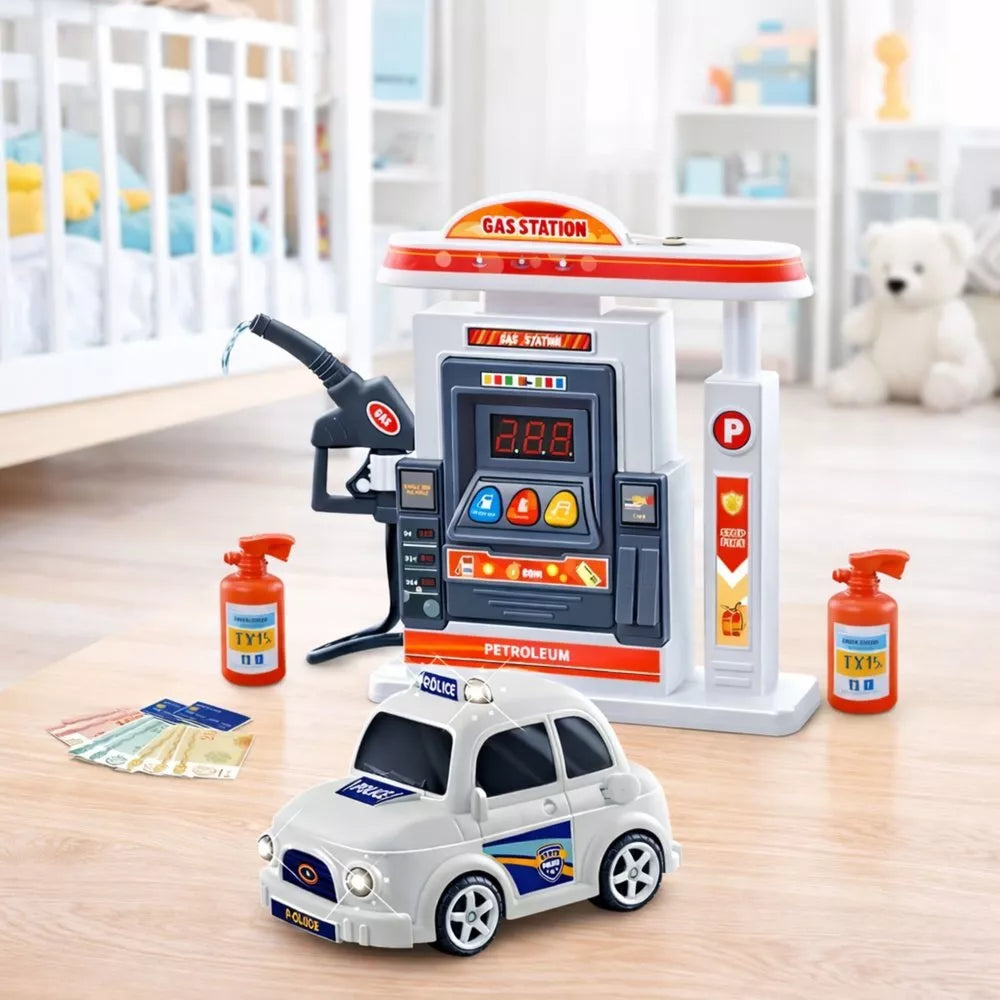 Interaktyvi degalinė su automobiliu