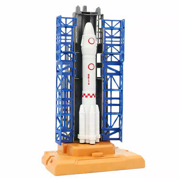 Kosmoso rinkinys: raketa, starto bokštas, šatlas, astronautai