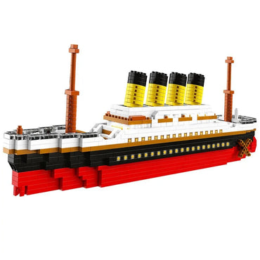 3327 dalių Titanic laivo konstruktorius
