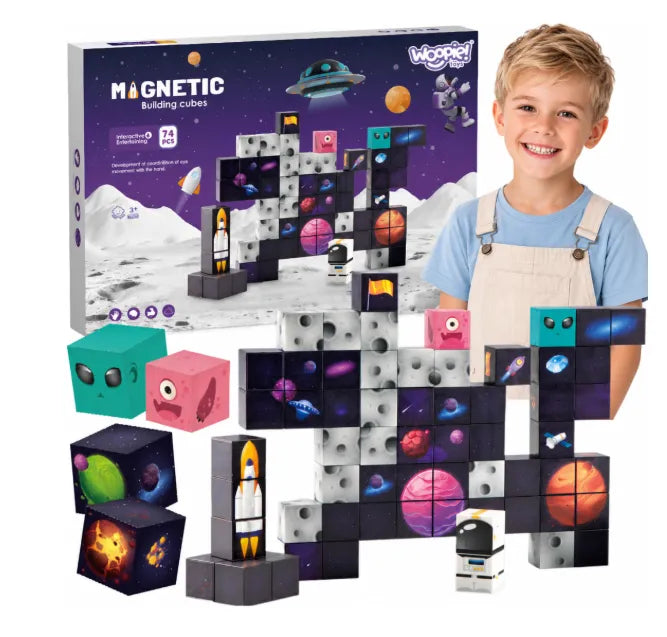 74 magnetinių kosmoso kubų rinkinys