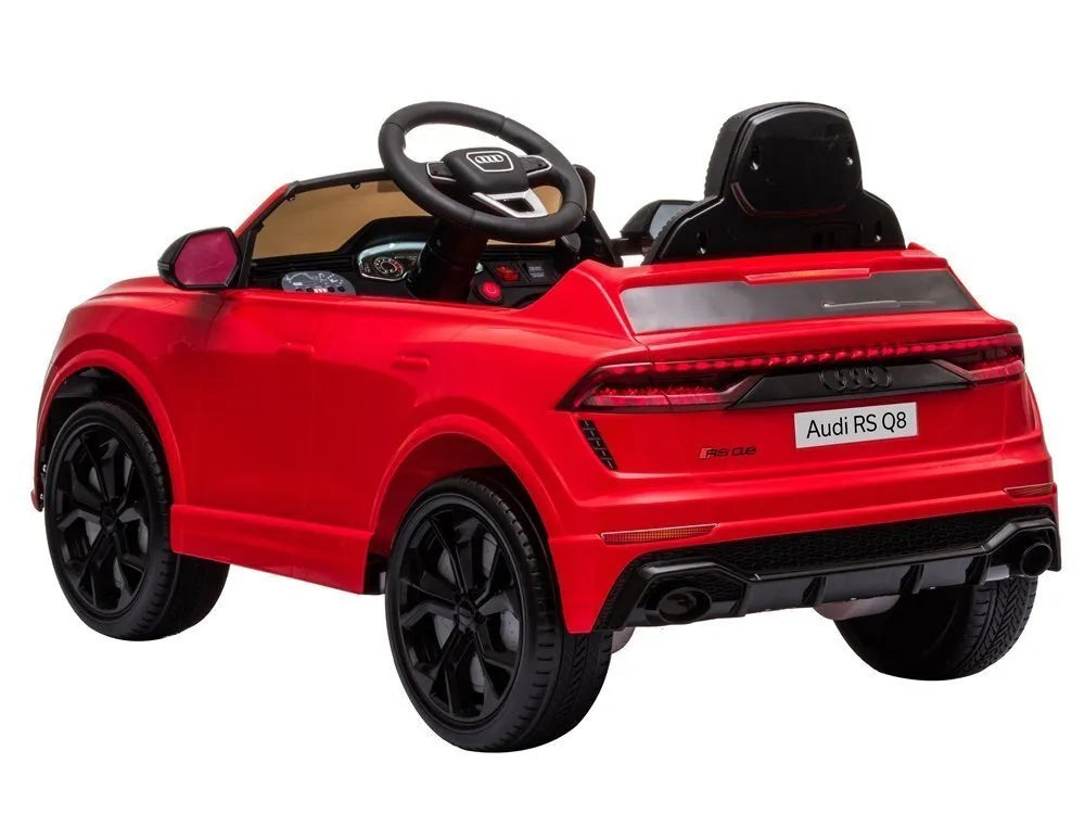 Audi RS Q8 elektromobilis vaikams