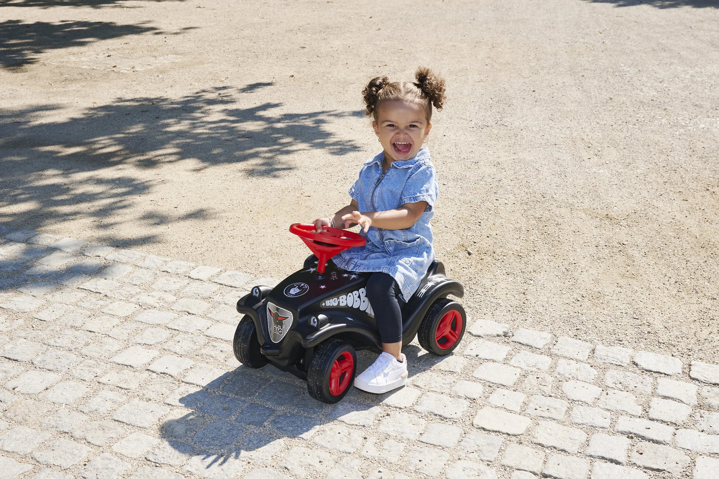 BIG Bobby Car Rock’N’Roll važiuoklė – juoda–raudona