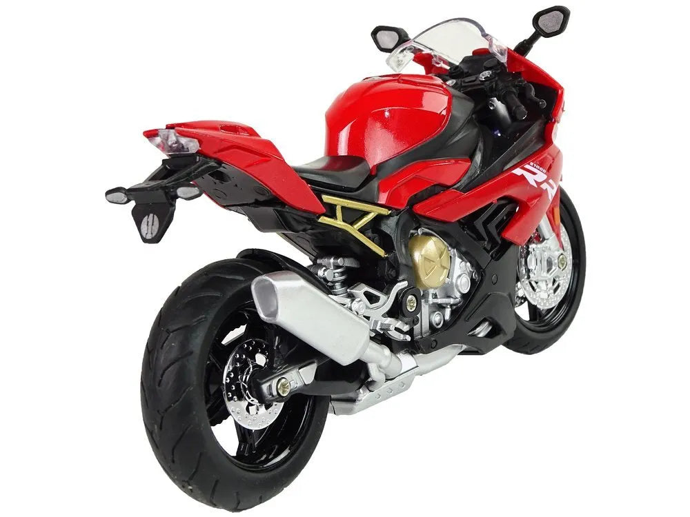 BMW S1000RR metalinis motociklas su šviesomis