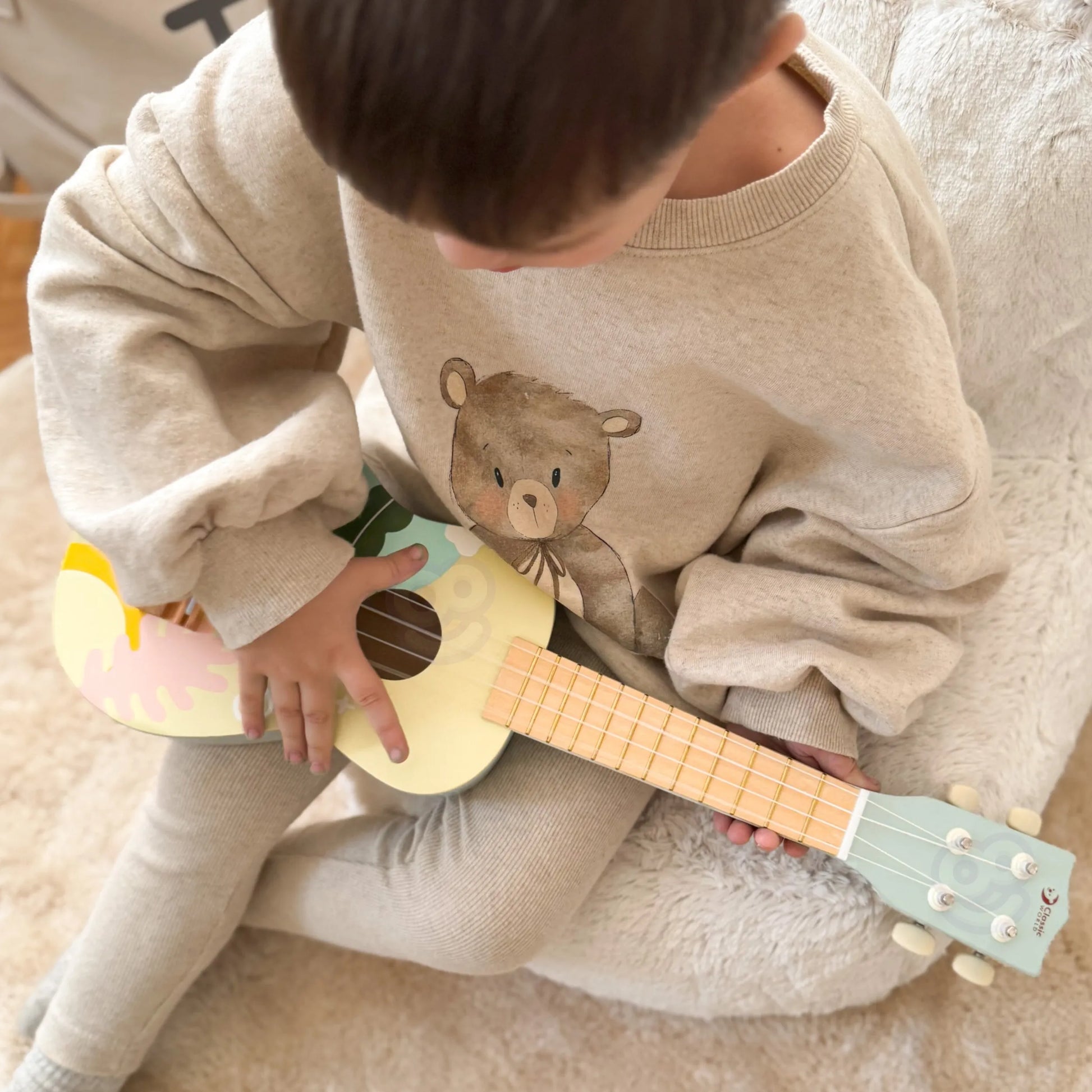 CLASSIC WORLD medinė ukulelė-gitarėlė vaikams (mėlyna)