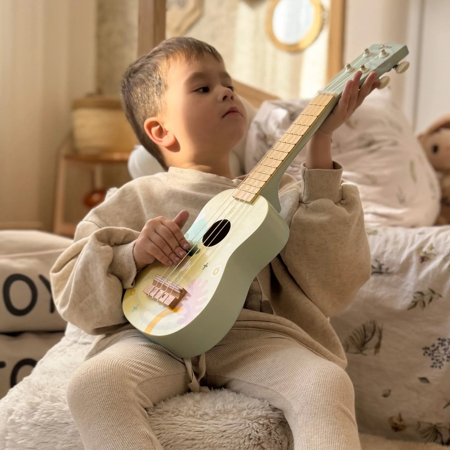 CLASSIC WORLD medinė ukulelė-gitarėlė vaikams (mėlyna)