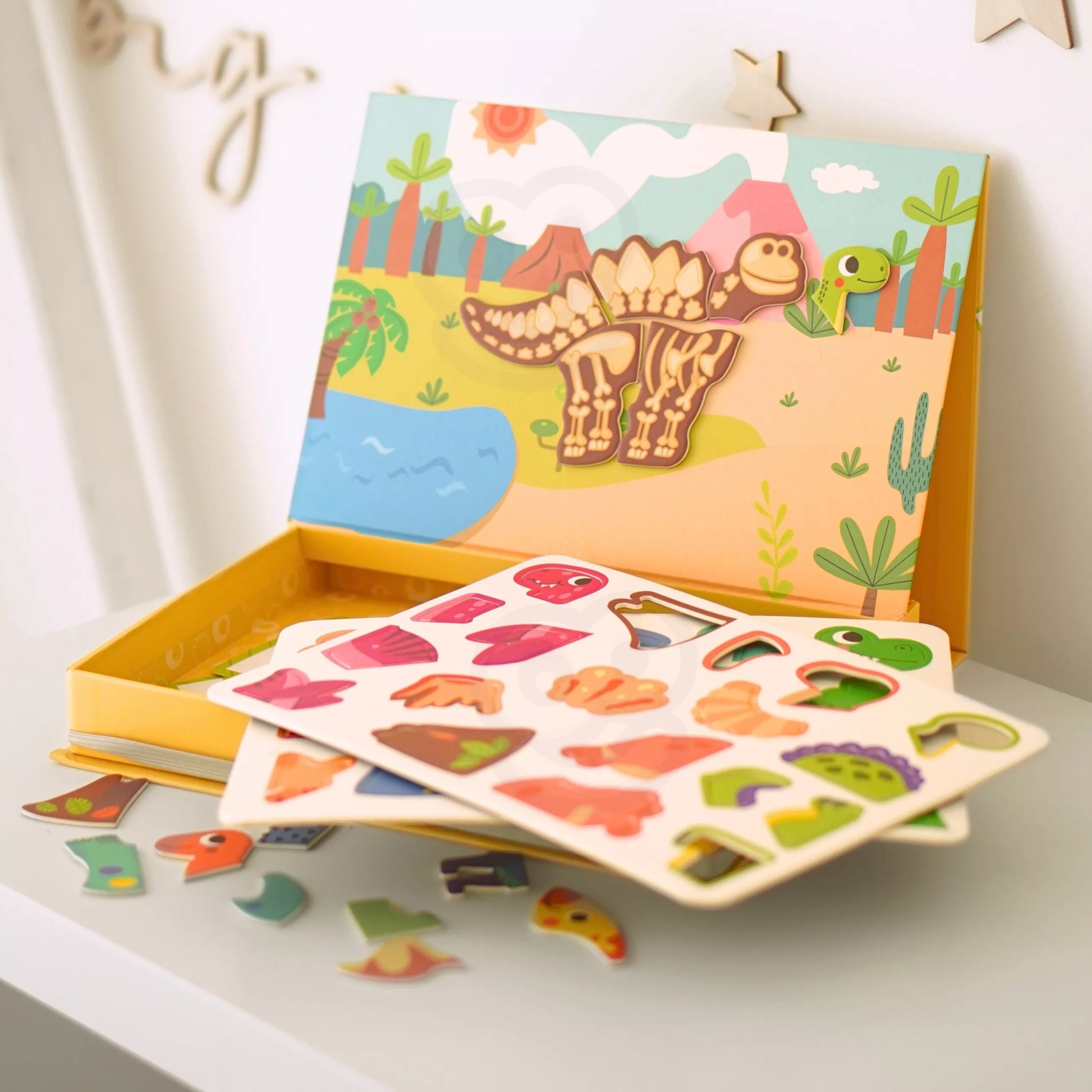 TOOKY TOY magnetinė dėlionė Montessori edukacinė dėžutė dinozaurai