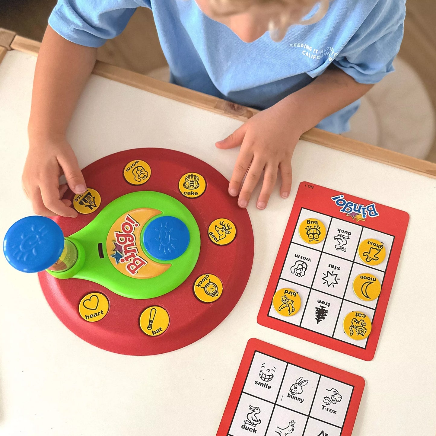 „WOOPIE“ šeimos stalo žaidimas „Bingo“ su atitinkančių žetonų sistema