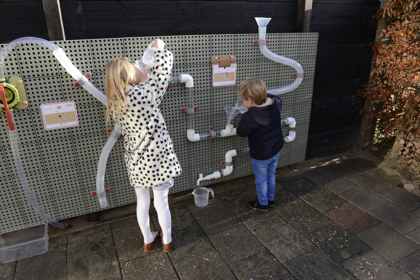 MASTERKIDZ Mokslinė sieninė STEM kūrybinė lenta 120×80 cm su montavimo panele