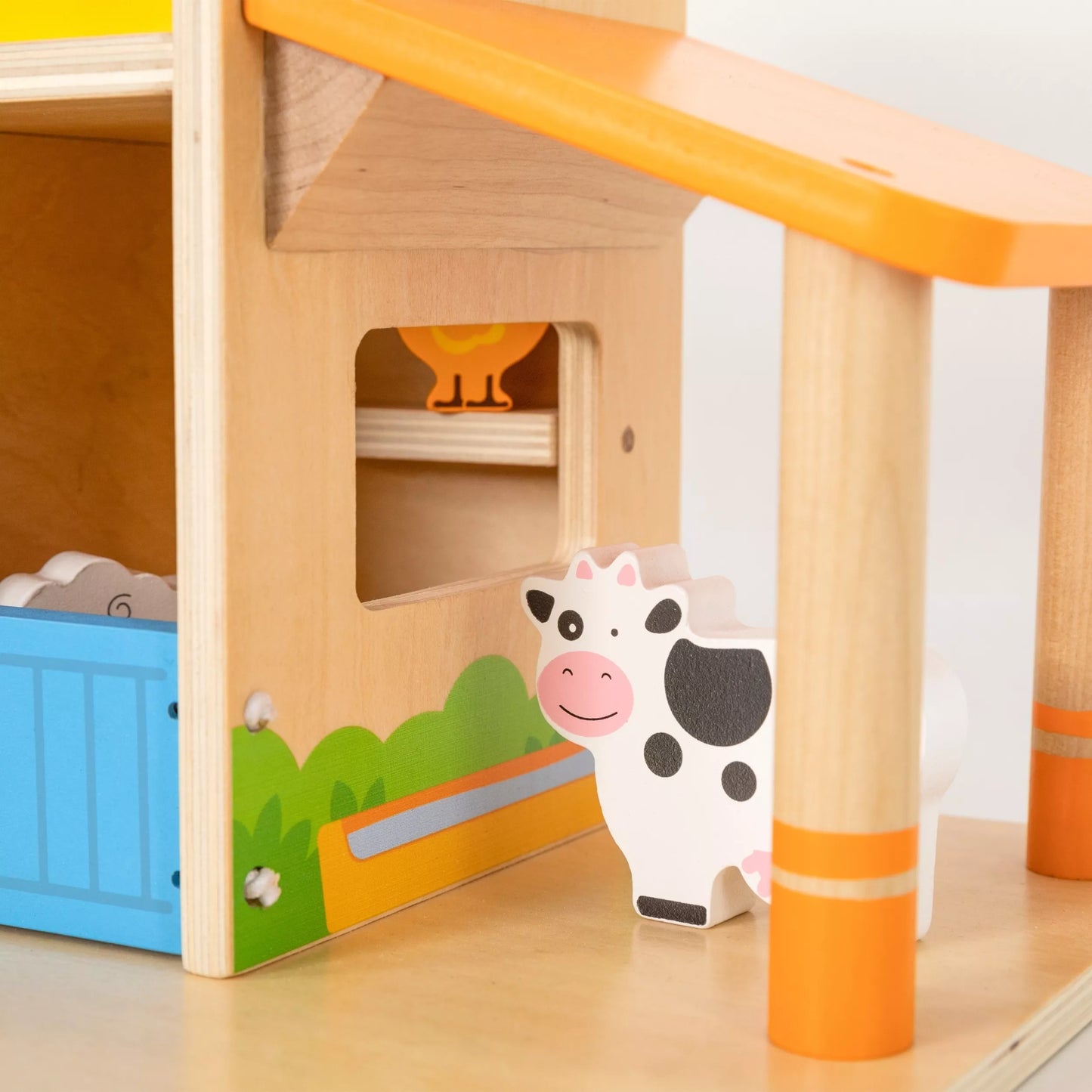 VIGA medinis ūkininko namelis su sodu ir traktoriumi, 21 dalis