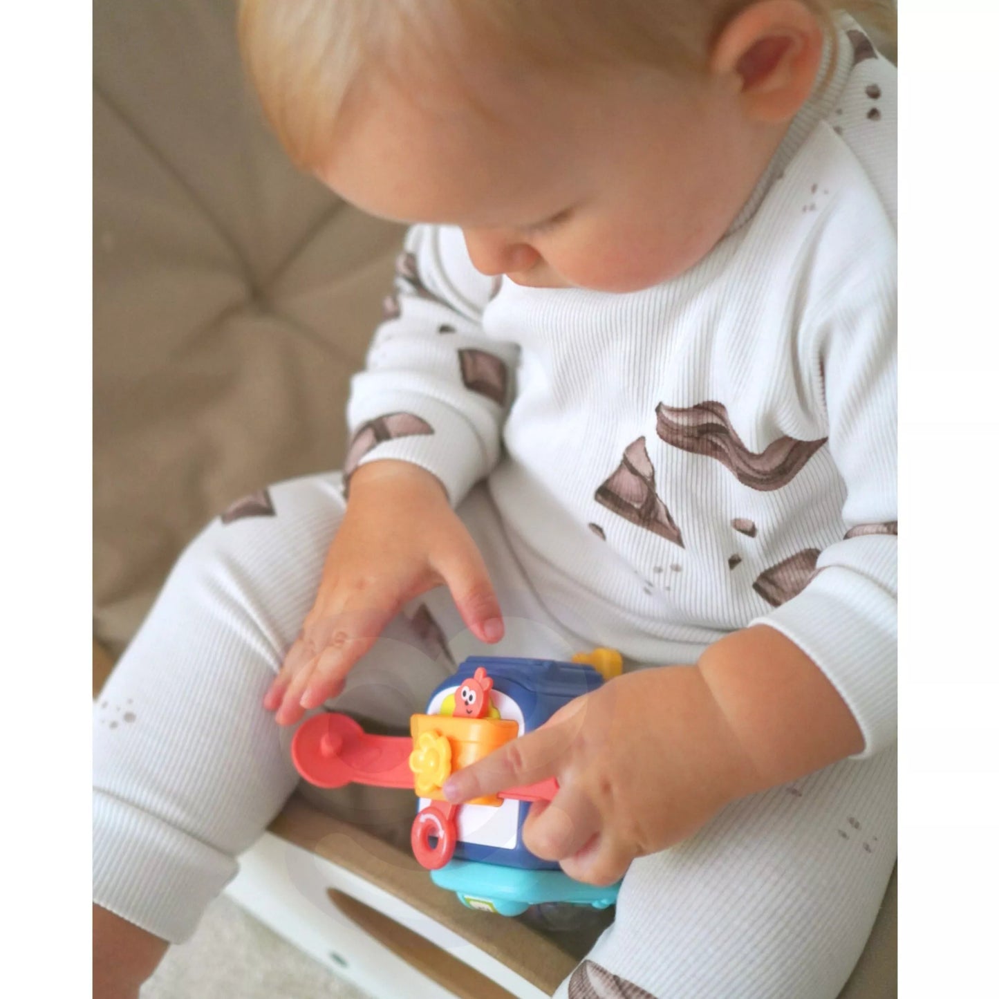 Montessori sensorinis kamuolys 6in1