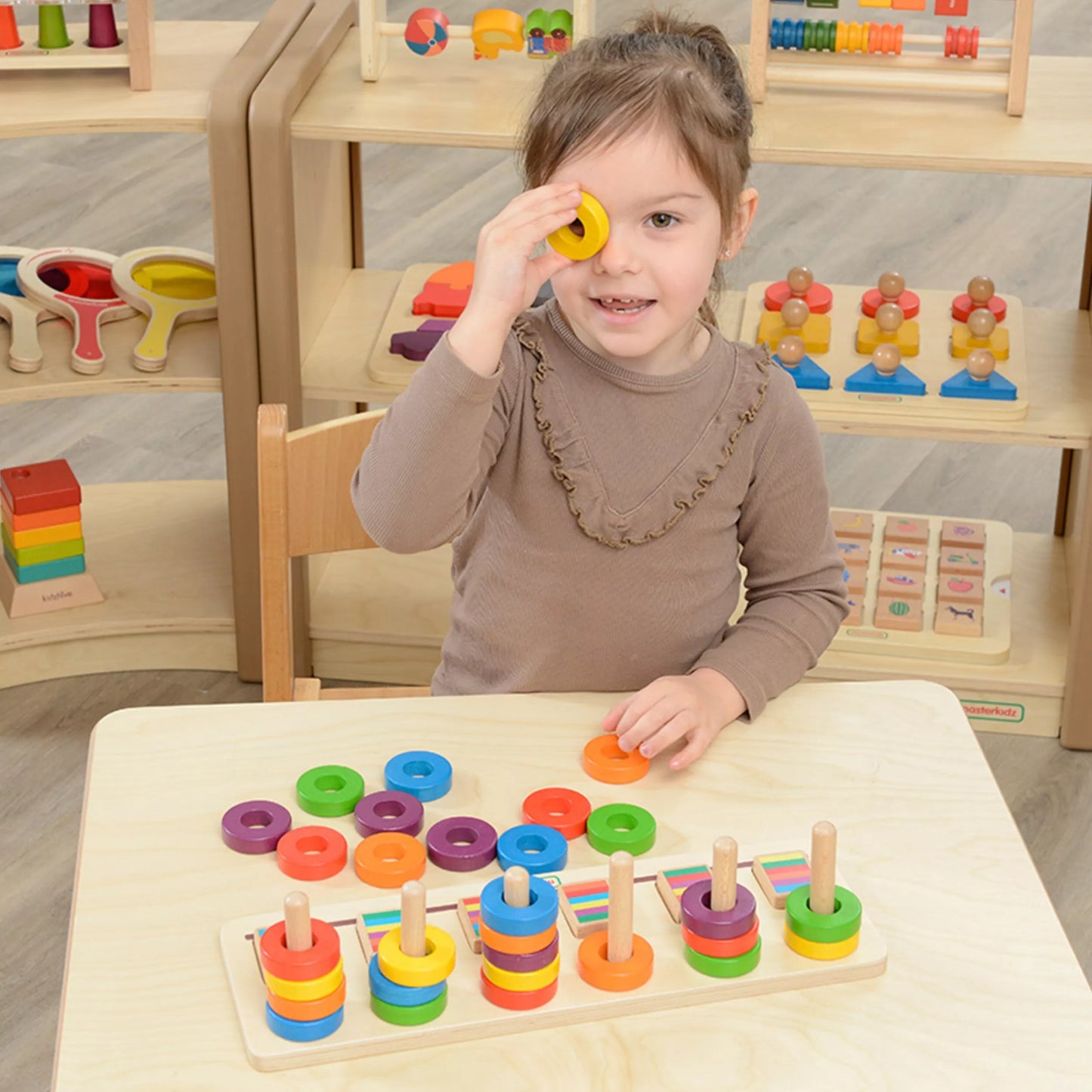 MASTERKIDZ Montessori skaičiavimo ir spalvų rūšiuoklis