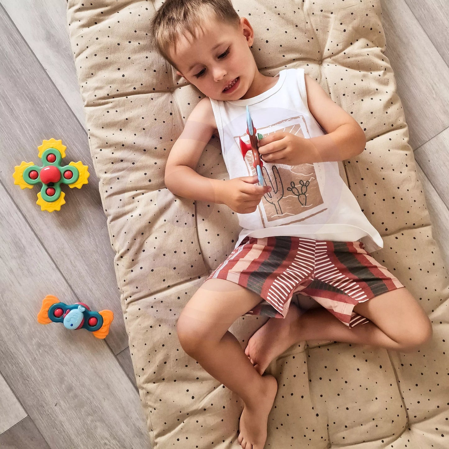 WOOPIE KŪDIKIO Sukamas sensorinis edukacinis žaislas 3 in 1, spalvotas
