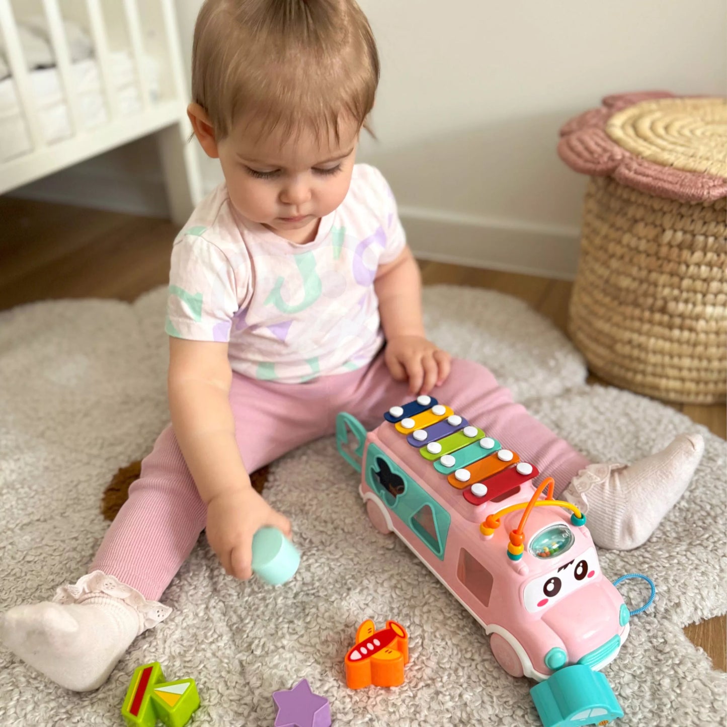 WOOPIE BABY muzikinis automobilių rūšiuoklis su cimbalais – rožinis.