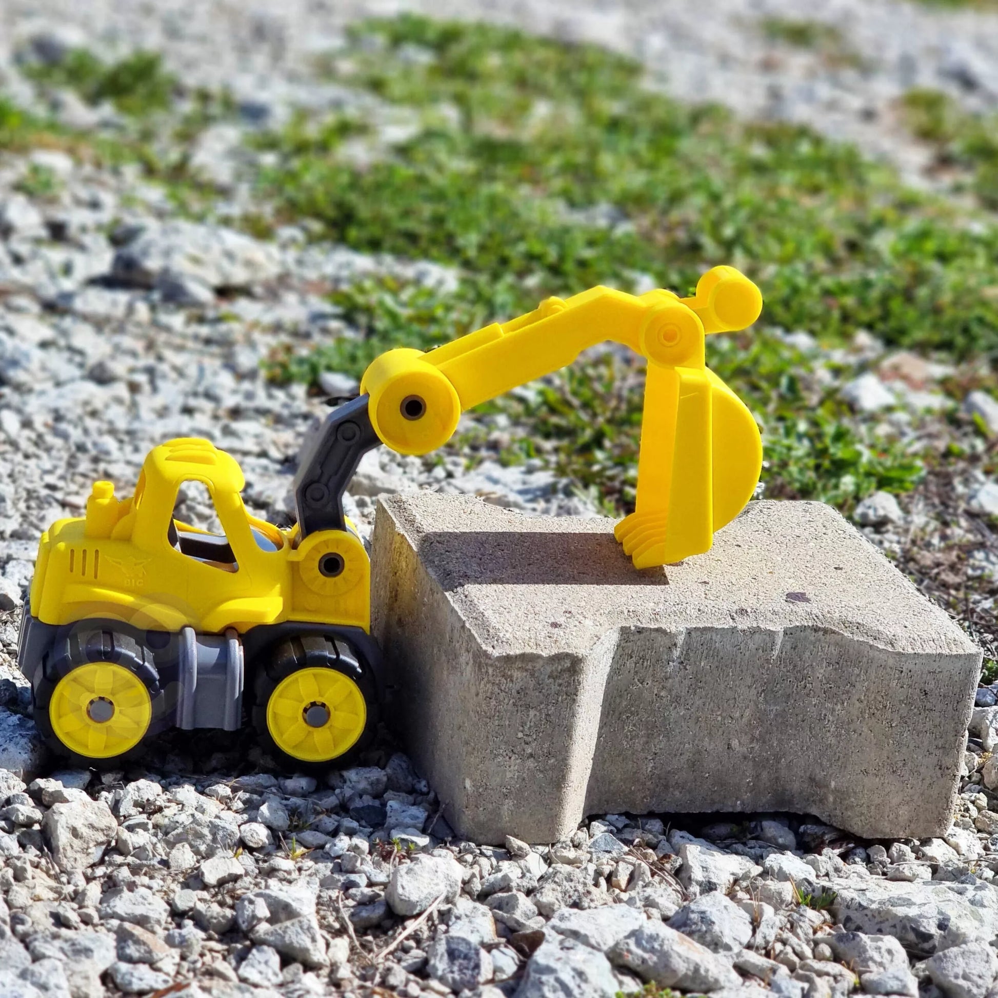 Big Power Worker – mini ekskavatorius