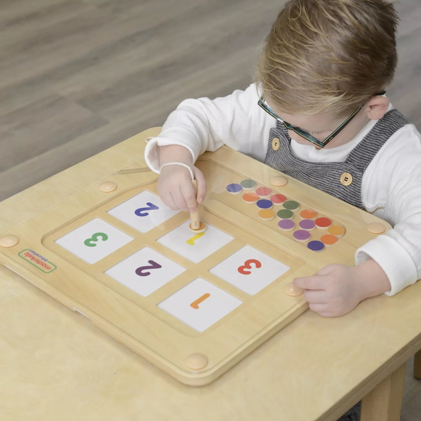 Magnetinė lenta skaičiavimo mokymuisi