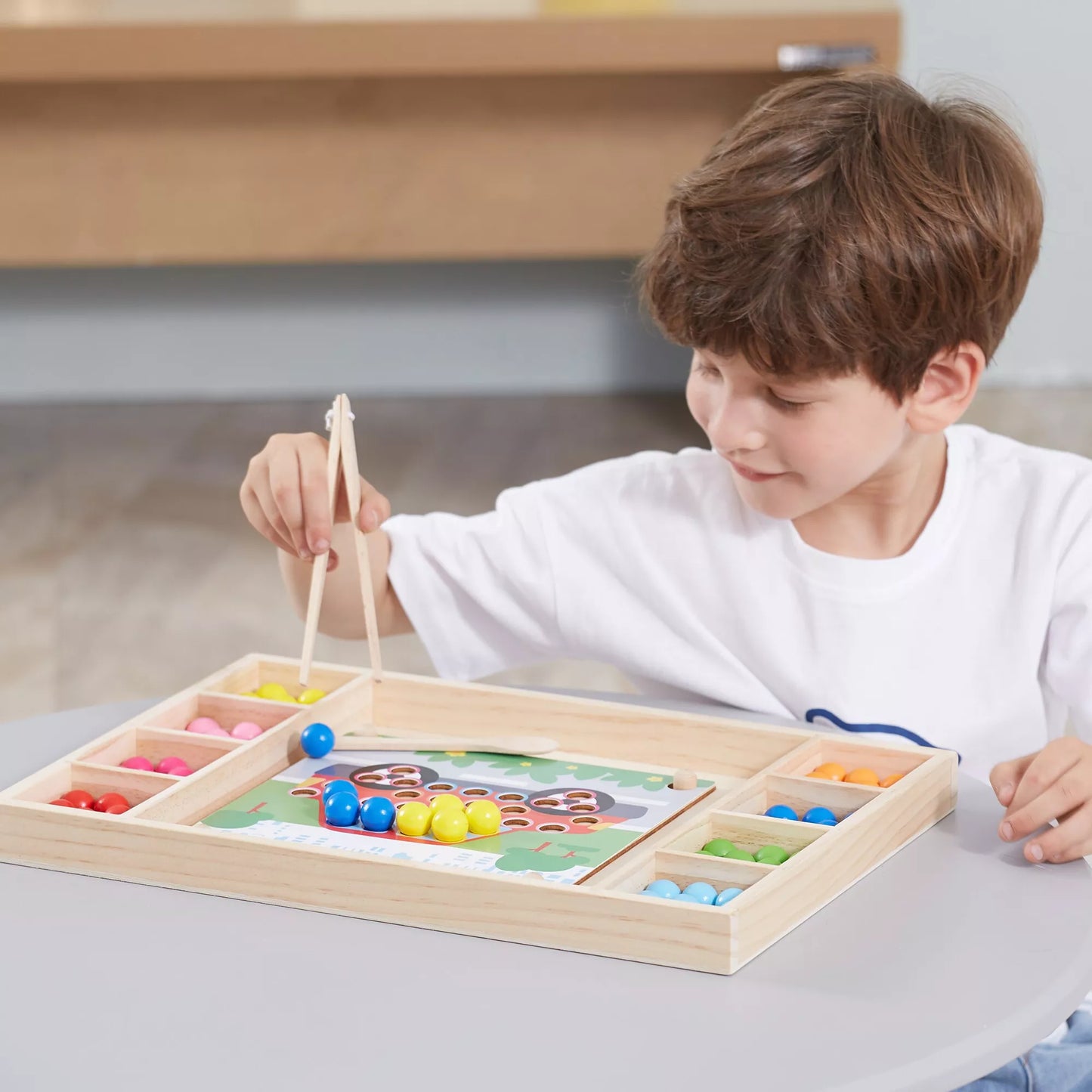 VIGA medinis kamuoliukų gaudymo ir derinimo žaidimas – Montessori dėlionė