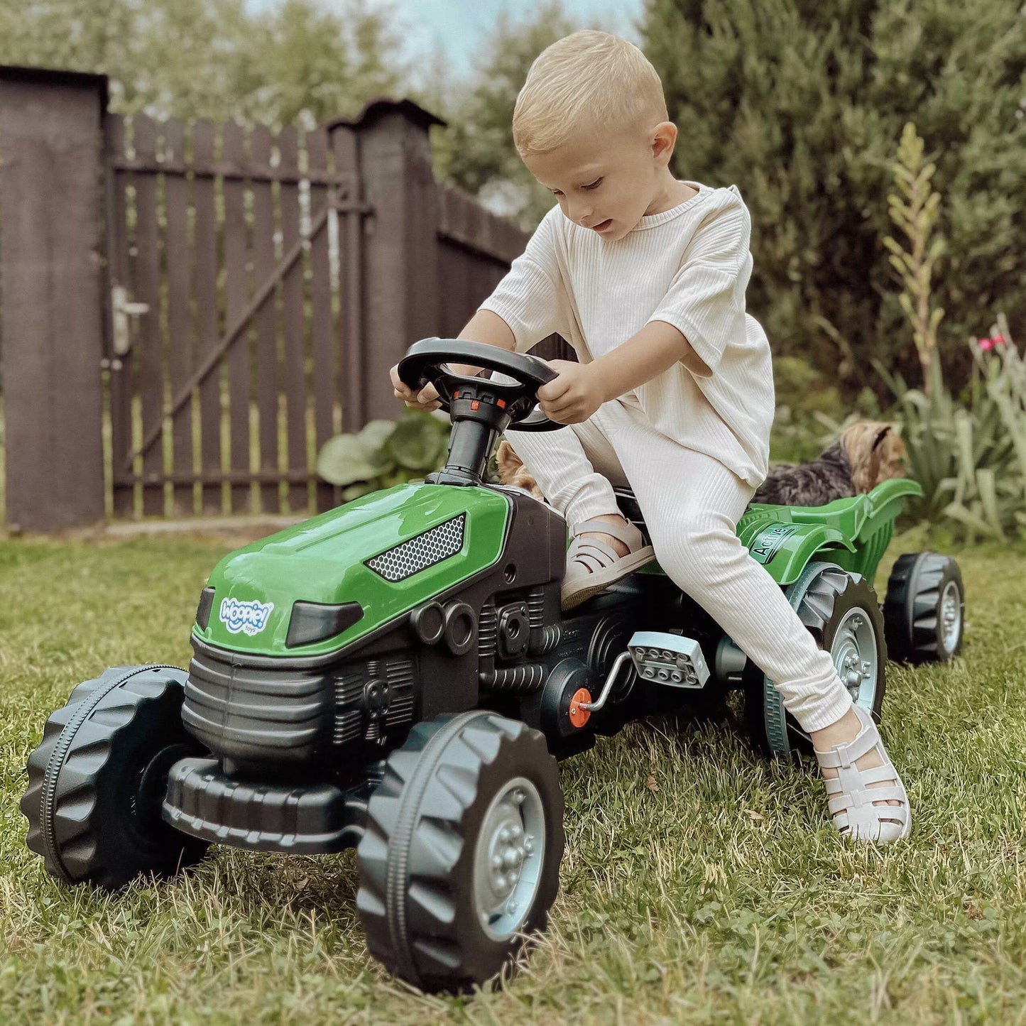 WOOPIE Farmer GoTrac MAXI pedalinis traktorius su tyliais ratukais + priekaba