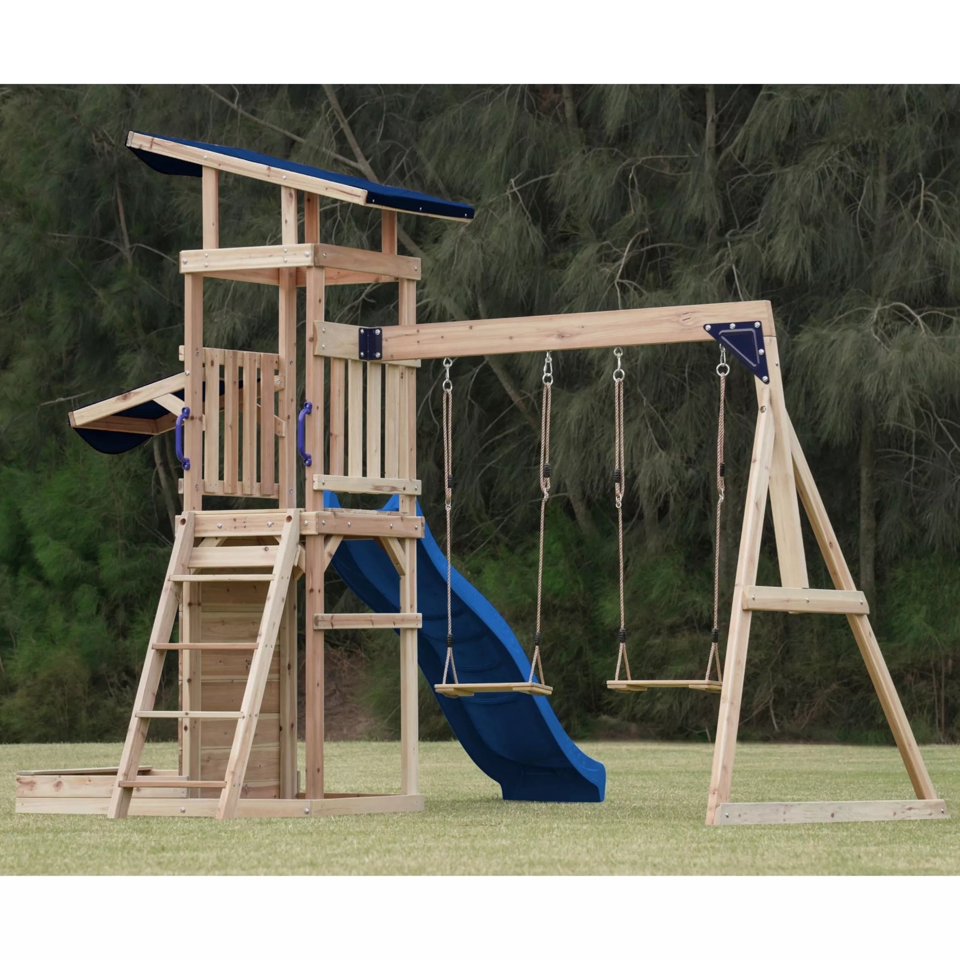 AXI medinės didelės žaidimų aikštelės sūpynės, čiuožykla ir smėlio dėžė