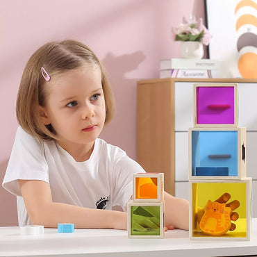 VIGA medinė piramidės formos dėlionė su kaladėlėmis – Montessori rūšiuoklis