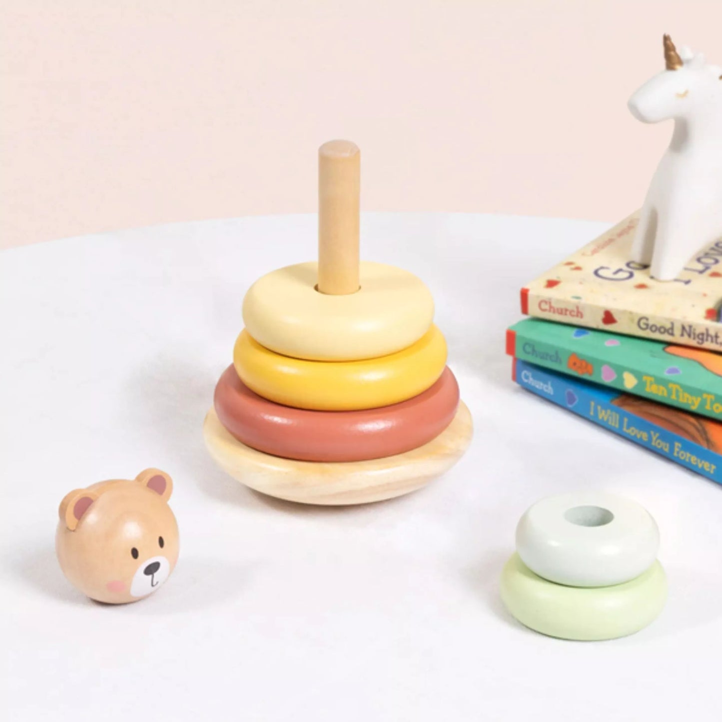 TOOKY ŽAISLAS Medinė jutiminė dėlionė Piramidė Sensorinė meškiukas Spalvingas kaminas