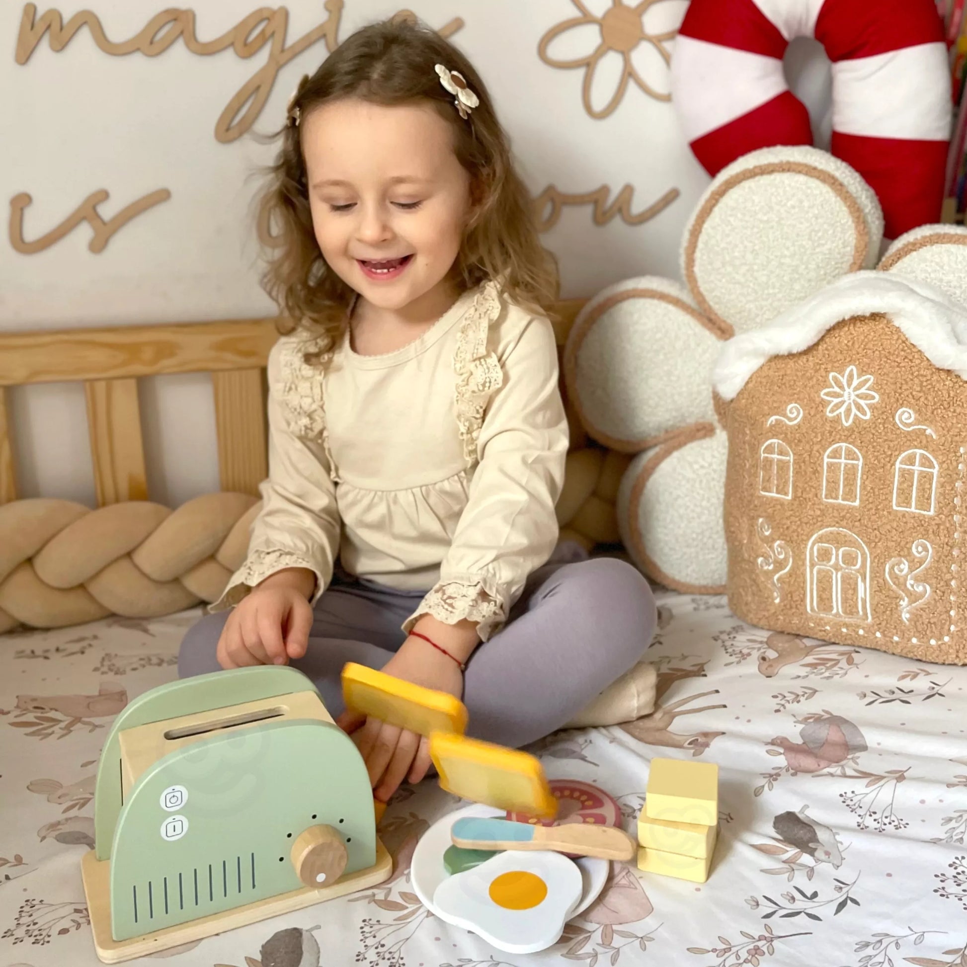 WOOPIE GREEN Medinių skrudintuvų pusryčių rinkinys su priedais 14 vnt.