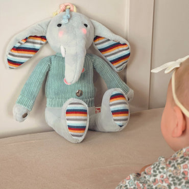 Woopie interaktyvus pliušinis drambliukas su melodijomis ir šviečiančiais skruostukais