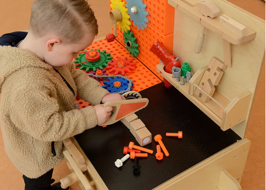 „Masterkidz“ medinės dirbtuvės XXL Montessori STEM su įrankiais ir priedais.