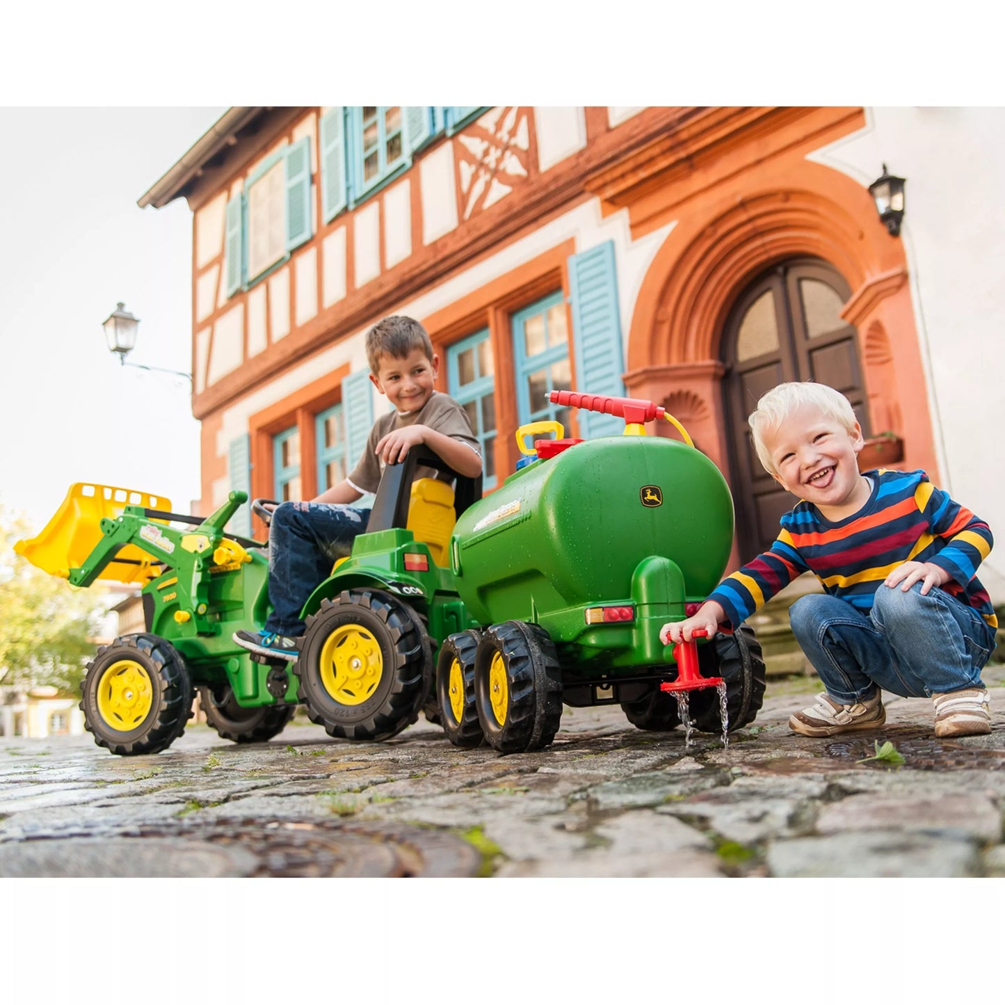 Rolly Toys ritininis tanklaivis John Deere dviejų ašių tanklaivis + siurblys