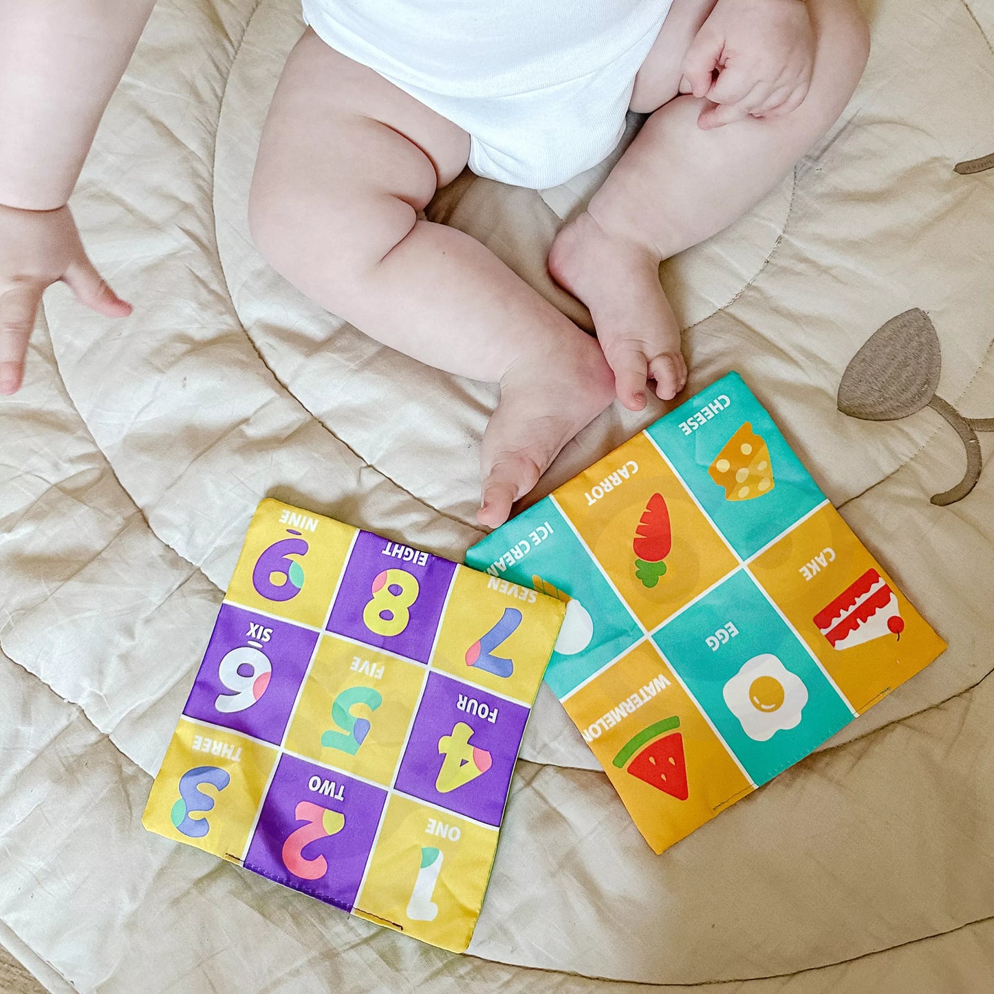 WOOPIE BABY lavinamųjų sensorinių žaislų servetėlių dėžutė