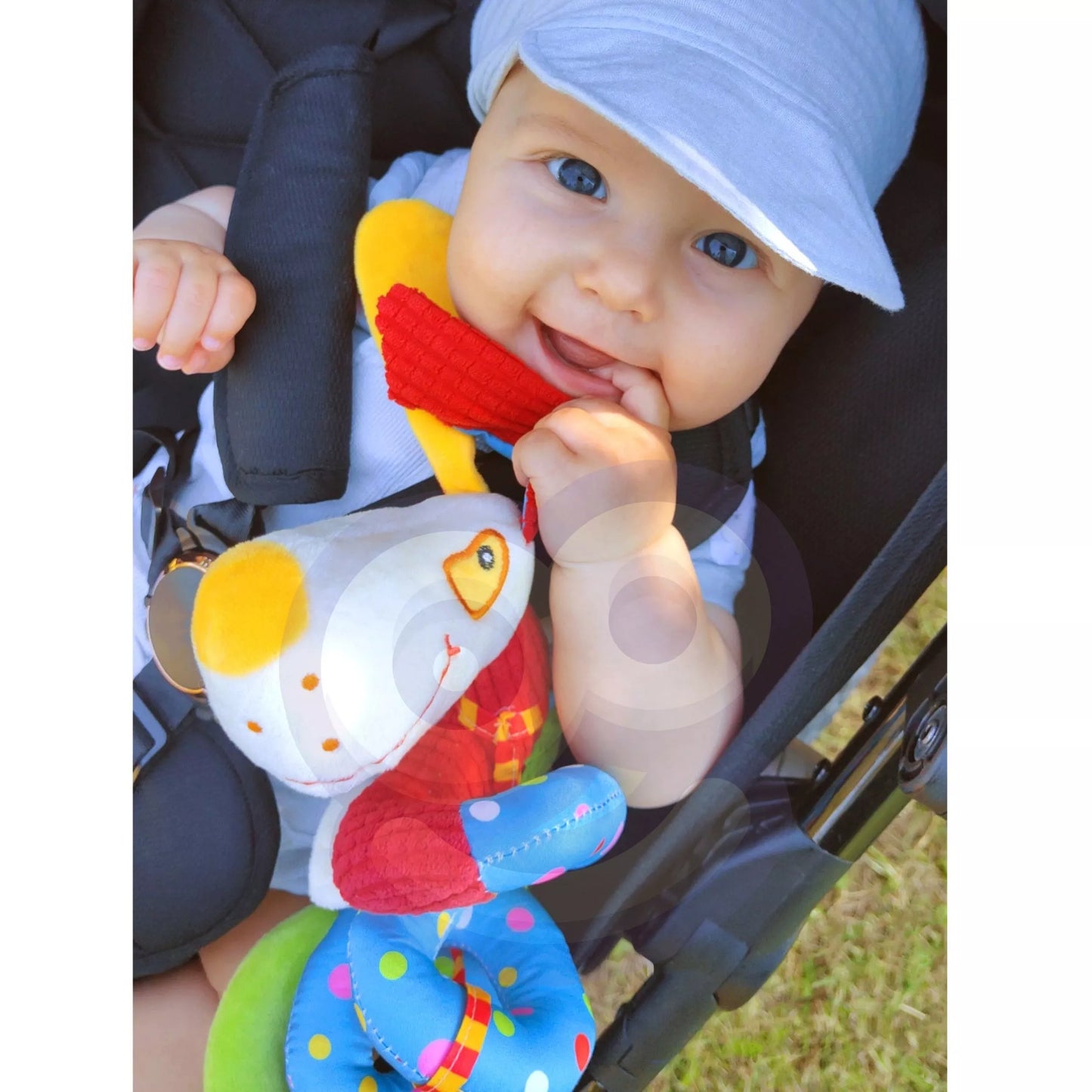 Minkštas spiralinis pakabukas, skirtas vežimėliui