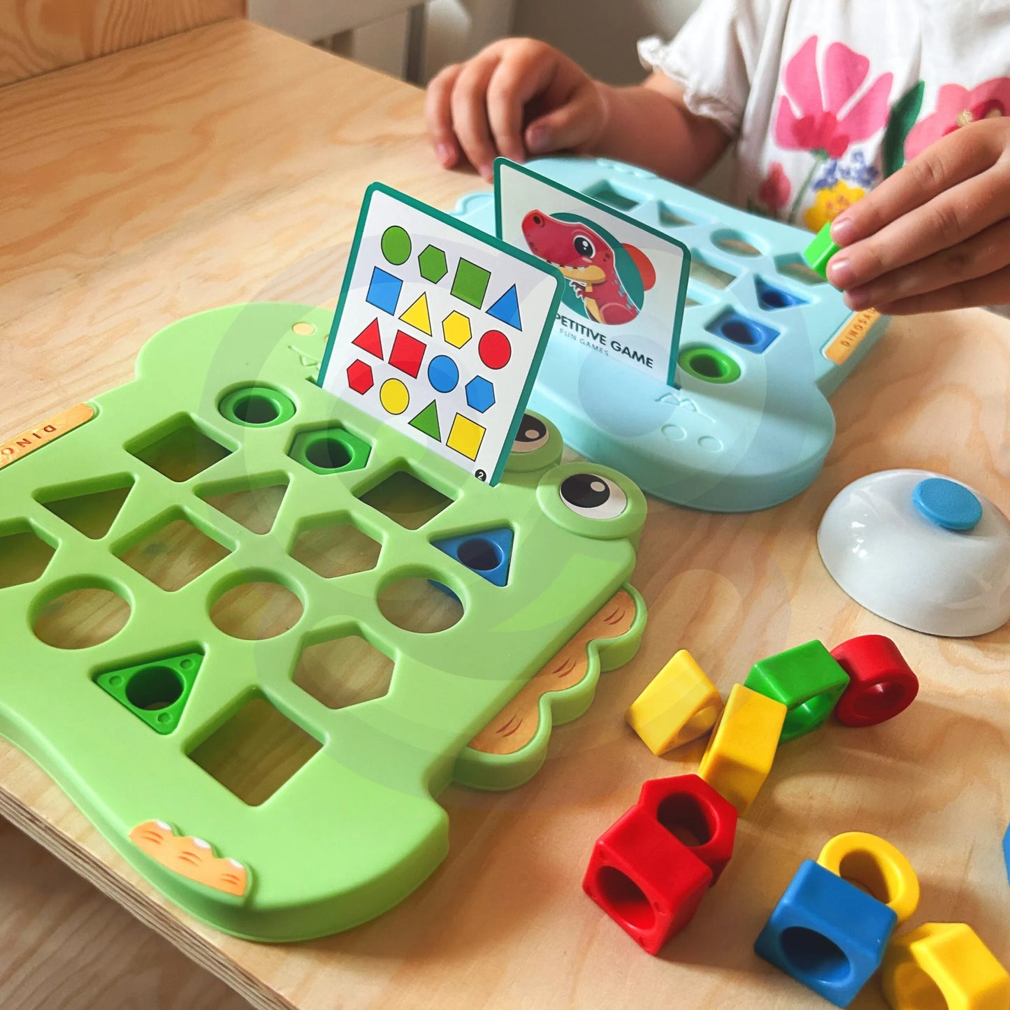 „WOOPIE“ Montessori dinozaurų dėlionė – formų derinimo lavinamasis žaidimas
