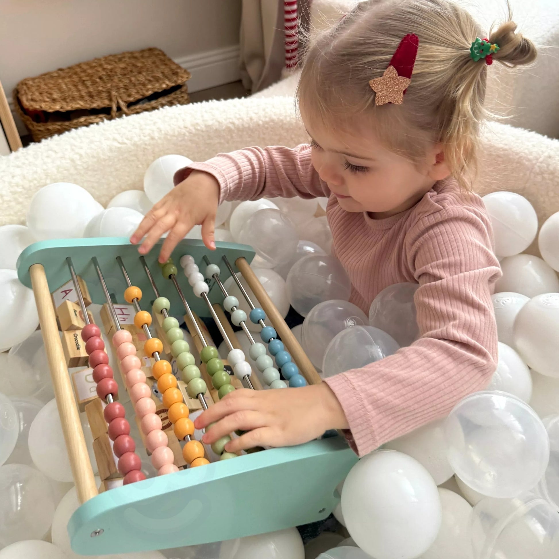 TOOKY TOY dvipusis abakusas su abėcėlės paveikslėliais